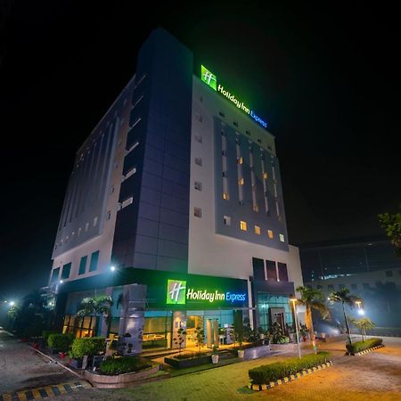 Holiday Inn Express Greater Noida Knowledge Park By Ihg Exteriér fotografie